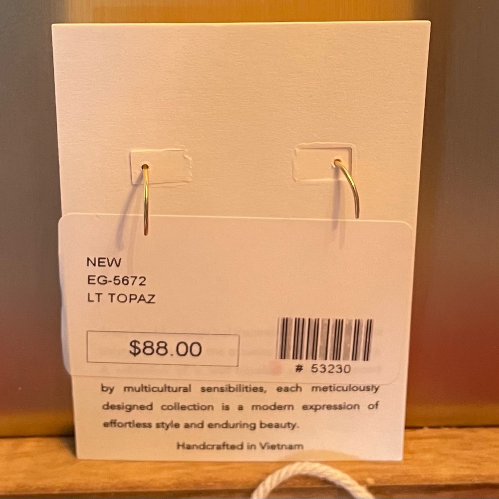 CHAN LUU - SINGLE STONE DROP EARRINGS - Picture 3 of 4